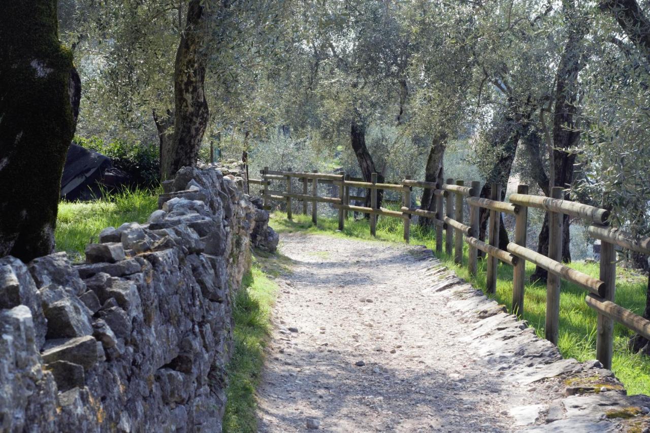 Villa Torre - Atmosfera Romantica برنزوني سول جاردا المظهر الخارجي الصورة