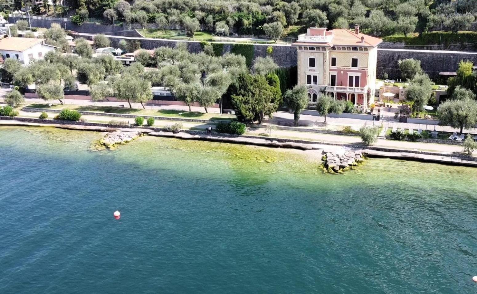 Villa Torre - Atmosfera Romantica برنزوني سول جاردا المظهر الخارجي الصورة