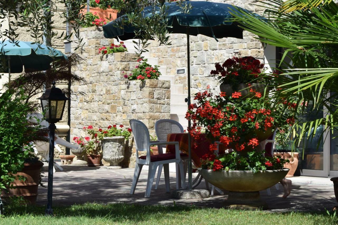Villa Torre - Atmosfera Romantica برنزوني سول جاردا المظهر الخارجي الصورة