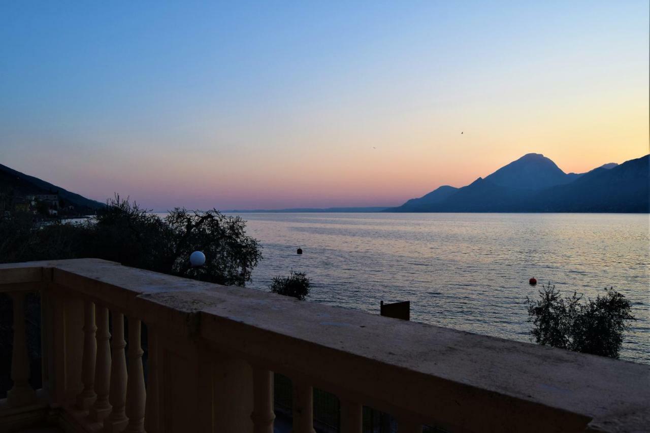 Villa Torre - Atmosfera Romantica برنزوني سول جاردا المظهر الخارجي الصورة